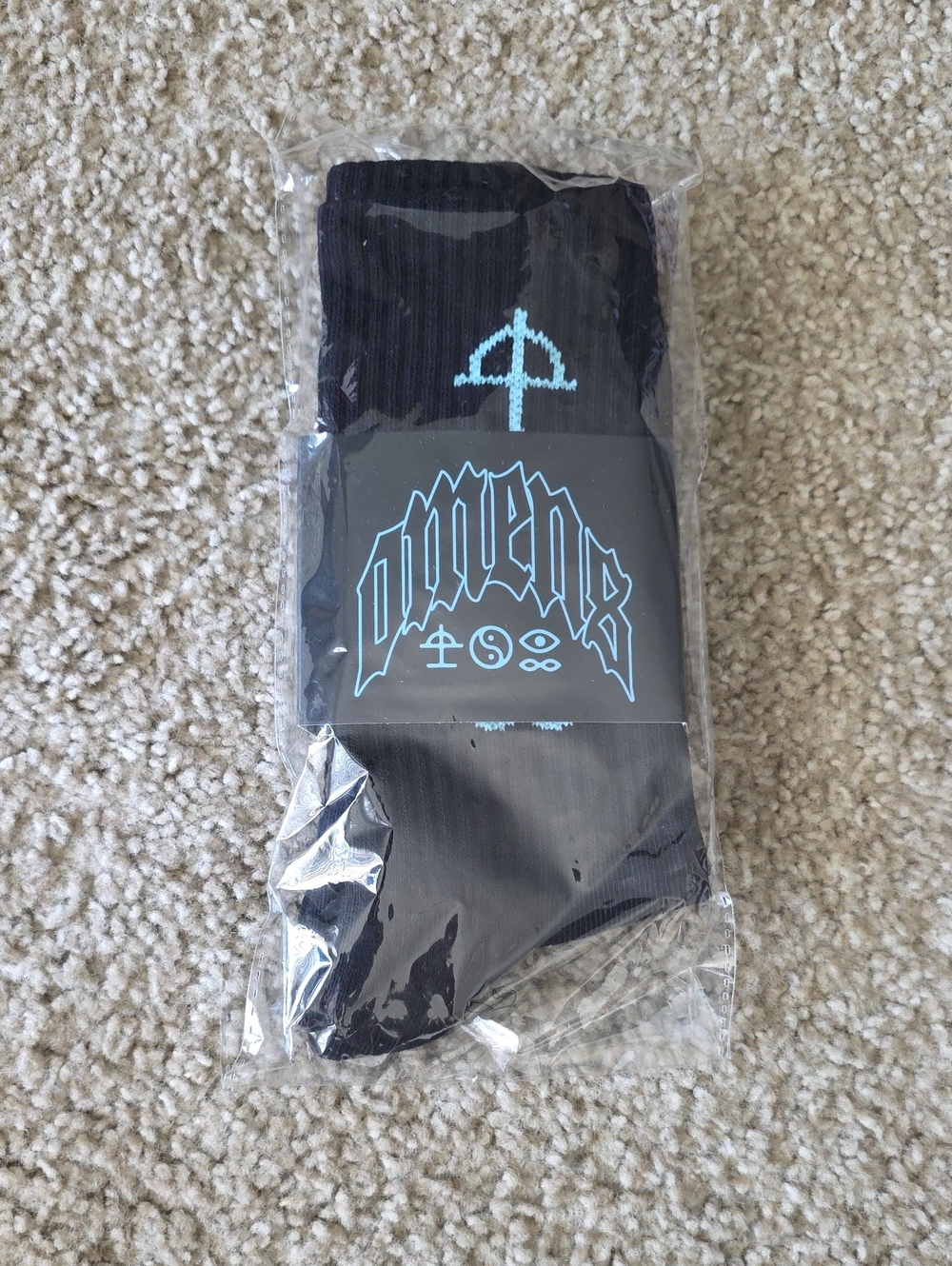 BAD OMENS socks